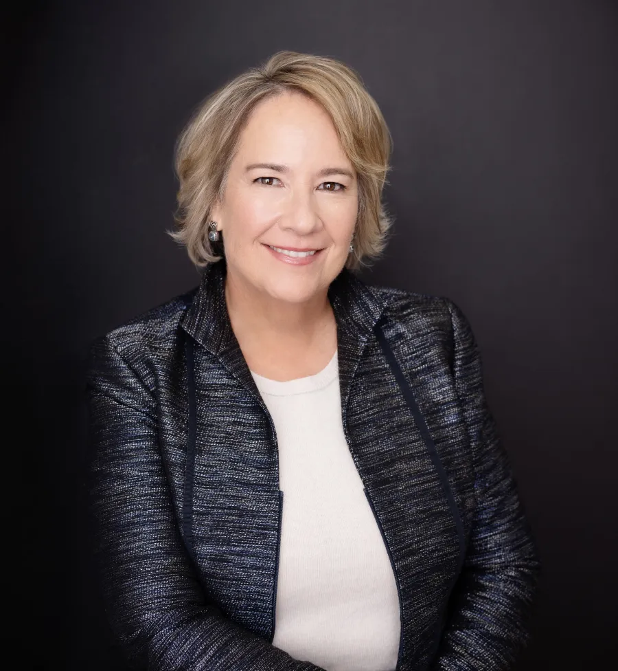 about helen fanucci